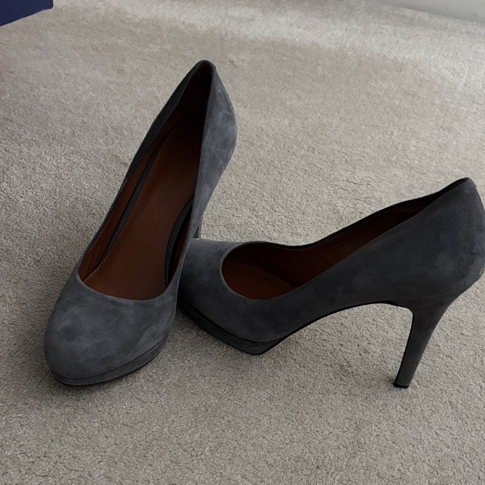Banana Republic Charcoal Heels